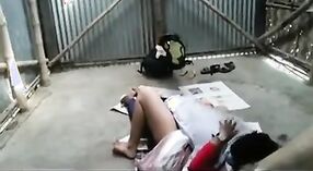 Hardcore Indiase seks in de garage: schandalig MMC video 9 min 00 sec