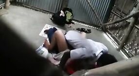 Indischer Hardcore-Sex in der Garage: skandalöses MMC-Video 13 min 20 s