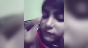 Bangla Desi menina ostenta seu cum-coberto rosto em um fumegante mms vídeo 0 minuto 0 SEC