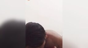 Vợ pakistan xuống và bẩn thỉu với chồng trong video ướtam này 1 tối thiểu 20 sn