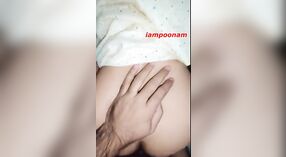 Desi bhabhi gets her pussy filled with cum after a hot blowjob in MMS 1 min 20 sec