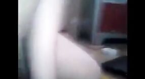 ہندی ایکس ویڈیو: پڑوسی کی خالہ نوجوان لڑکے کی طرف سے گڑبڑ ہو جاتا ہے 1 کم از کم 50 سیکنڈ