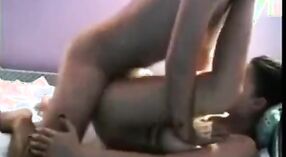 పంజాబీలో పెద్ద వక్షోజాలతో ఉన్న కాలేజీ అమ్మాయి తన ప్రియుడితో హార్డ్కోర్ సెక్స్ లో మునిగిపోతుంది 0 మిన్ 0 సెకను