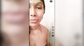 ఐరోపాకు చెందిన దేశీ గర్ల్ తన కొత్త వీడియోతో లైవ్ కామ్‌లో కొంటెను పొందుతుంది 0 మిన్ 0 సెకను