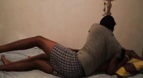 Srilankan ragazza fatti in casa video porno ottiene trapelato in rete 1 min 20 sec