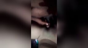 Người giúp việc desi bị đập bởi người đàn ông trưởng thành sừng trước mặt vợ TRONG VIDEO XXX 0 tối thiểu 50 sn