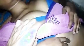 ಭಾರತೀಯ ಲೈಂಗಿಕ ಹಗರಣ: ಐಎಂಸಿ ರೂಮ್ಮೇಟ್ ಒಳಗೊಂಡ ಹಾಟ್ ವಿಡಿಯೋ 1 ನಿಮಿಷ 20 ಸೆಕೆಂಡು