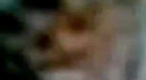 অপেশাদার ভারতীয় দম্পতি এই বাষ্পীয় ভিডিওতে তাদের যৌন আকাঙ্ক্ষাগুলি অনুসন্ধান করে 0 মিন 40 সেকেন্ড