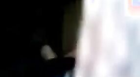 অপেশাদার ভারতীয় দম্পতি এই বাষ্পীয় ভিডিওতে তাদের যৌন আকাঙ্ক্ষাগুলি অনুসন্ধান করে 1 মিন 00 সেকেন্ড