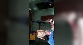 Dehati ' s heetste paar seks Video: een gratis MMC Clip voor Indiase seks liefhebbers 0 min 0 sec