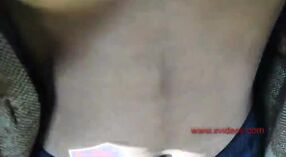 দেশি বান্ধবী এবং তার প্রেমিকের একটি বাষ্পীয় বহিরঙ্গন সেক্স সেশন রয়েছে 2 মিন 00 সেকেন্ড