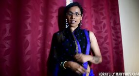 Drama seks India yang menampilkan guru dan siswa di kantor 0 min 0 sec
