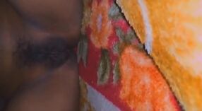 ಸ್ಲೀಪಿಂಗ್ ಏಂಜಲ್ನ ಗೆಳೆಯನನ್ನು ಒಳಗೊಂಡ ಭಾರತೀಯ ಎಂಎಂಎಸ್ ಚಲನಚಿತ್ರ 2 ನಿಮಿಷ 30 ಸೆಕೆಂಡು