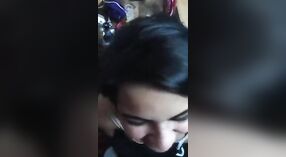 Un video de sexo indio humeante con una oficinista tetona y su colega disfrutando de una acción caliente en un hotel 13 mín. 10 sec