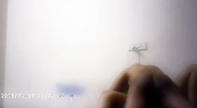 Pasangan desi memanjakan diri dalam seks buatan sendiri di depan kamera 8 min 20 sec