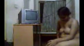 بڑی گدی بھارتی چاچی Kajal کتا انداز میں اس کے شوہر کی طرف سے گولہ باری ہو جاتا ہے 3 کم از کم 10 سیکنڈ