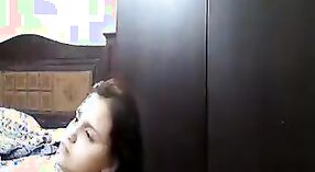 Indyjski kolegium dziewczyna dostaje niegrzeczny z jej chłopak w jego dom 1 / min 00 sec