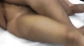 ದೇಸಿ ಪತ್ನಿ ಶಾಲು ಈ ಬಿಸಿ ಭಾರತೀಯ ಅಶ್ಲೀಲ ವಿಡಿಯೋ ತುಂಟತನದ ಪಡೆಯುತ್ತದೆ 2 ನಿಮಿಷ 10 ಸೆಕೆಂಡು