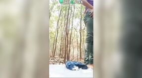 Tamil scolara con grande tette ha all'aperto sesso con ragazzo, catturati su macchina fotografica da lei fratello 2 min 00 sec