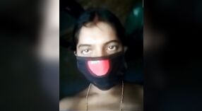 Amatir Aktris Bengali Budi Desi strip mudhun kanggo video musik 5 min 20 sec