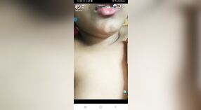 लाइव बांग्लादेशी लड़की प्रस्तुत करता है एक भाप से भरा सेक्स फिल्म को संतुष्ट करने के लिए अपनी इच्छाओं 2 मिन 00 एसईसी