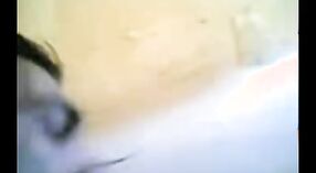 పాకిస్తాన్ సెక్స్ మూవీ మోసం దృశ్యాలు మరియు పెద్ద వక్షోజాలను కలిగి ఉంది 2 మిన్ 00 సెకను