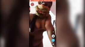 भारतीय भाभी लाइव कैम पर उसके नग्न शरीर दिखावा 0 मिन 40 एसईसी
