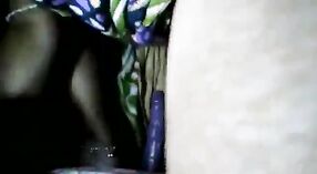 ಸೆಕ್ಸ್ ಚಲನಚಿತ್ರ "ಫರ್ ಪೈ"ನ ದೃಶ್ಯದಲ್ಲಿ ಪ್ರಬುದ್ಧ ಭಾರತೀಯ ಸೆಕ್ಸ್ ಆಟಿಕೆಗಳು 1 ನಿಮಿಷ 50 ಸೆಕೆಂಡು