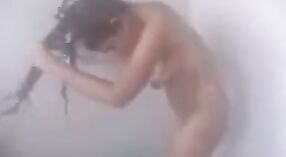 デジカップルのサリとジジは、テルグ語のビデオで近親相姦のセックスにふける 24 分 20 秒