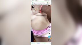 Hiệu Suất Gợi cảm của Bhabhi Trong D Cpl Premium Live 0 tối thiểu 0 sn