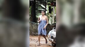Potongan Drum Mallu Reshmi Nair Mirip dengan Video Seks Reel 0 min 0 sec
