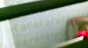 বাংলা বিউটির লুকানো ক্যামেরা ঝরনাটিতে তার দীপাকে ক্যাপচার করে 2 মিন 20 সেকেন্ড