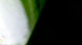ಬಾಂಗ್ಲಾ ಬ್ಯೂಟಿಯ ಗುಪ್ತ ಕ್ಯಾಮೆರಾ ತನ್ನ ದೀಪಾವನ್ನು ಶವರ್ನಲ್ಲಿ ಸೆರೆಹಿಡಿಯುತ್ತದೆ 0 ನಿಮಿಷ 50 ಸೆಕೆಂಡು