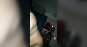 Một cô gái sừng được ass của cô giật ra và sau đó được fucked 2 tối thiểu 40 sn