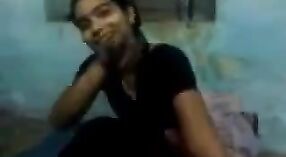 देसी कोलग की प्रेमिका गर्म वीडियो में निचोड़ा उसके बड़े स्तन हो जाता है 0 मिन 0 एसईसी