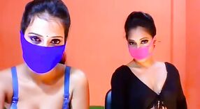 Films lesbiens indiens mettant en vedette des jumeaux chauds 1 minute 20 sec