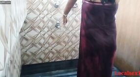 Red-haired Indian bhabi indulges in steamy bathroom sex 1 min 20 sec