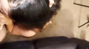 Волосатые индийские мужчины занимаются страстным сексом со своими женами 0 минута 0 сек