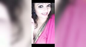 Mollig Bhabhi shows af haar curves in live TV show 4 min 10 sec