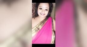 Mollig Bhabhi shows af haar curves in live TV show 1 min 10 sec