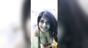 Desi bhabi's cute and sexy body 1 min 40 sec