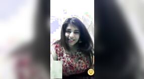 El cuerpo lindo y sexy de Desi bhabi 0 mín. 30 sec