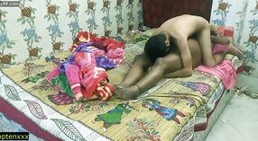 Bhabhi indiano e adolescente fazem sexo hardcore à noite! 1 minuto 40 SEC