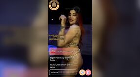 Vídeo de sexo ao vivo da tia Rivvika - uma colecção de vídeos quentes 2 minuto 10 SEC