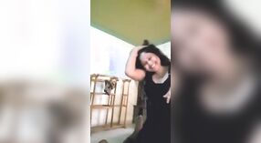 देसी पत्नी अपने पति को इस देसी वीडियो में एक अद्भुत झटका नौकरी देती है 0 मिन 40 एसईसी