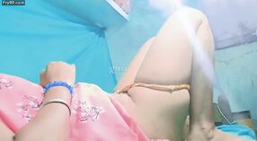 Desi jeng menehi dheweke seduluré kesenengan pokok ing video porno iki akeh uwabe 2 min 40 sec