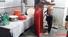 Red-Clad Bengalese Babe Ottiene Cattivo in Video 3 min 40 sec