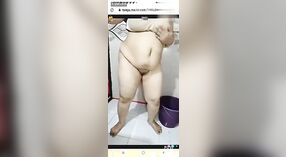 Gordinha Bhabhi Julie mostra seu corpo nu em um vídeo Quente 3 minuto 00 SEC