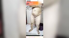 Gordinha Bhabhi Julie mostra seu corpo nu em um vídeo Quente 5 minuto 00 SEC