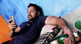 Pertemuan Romantis Telugu dengan Pria yang Beruntung 0 min 0 sec